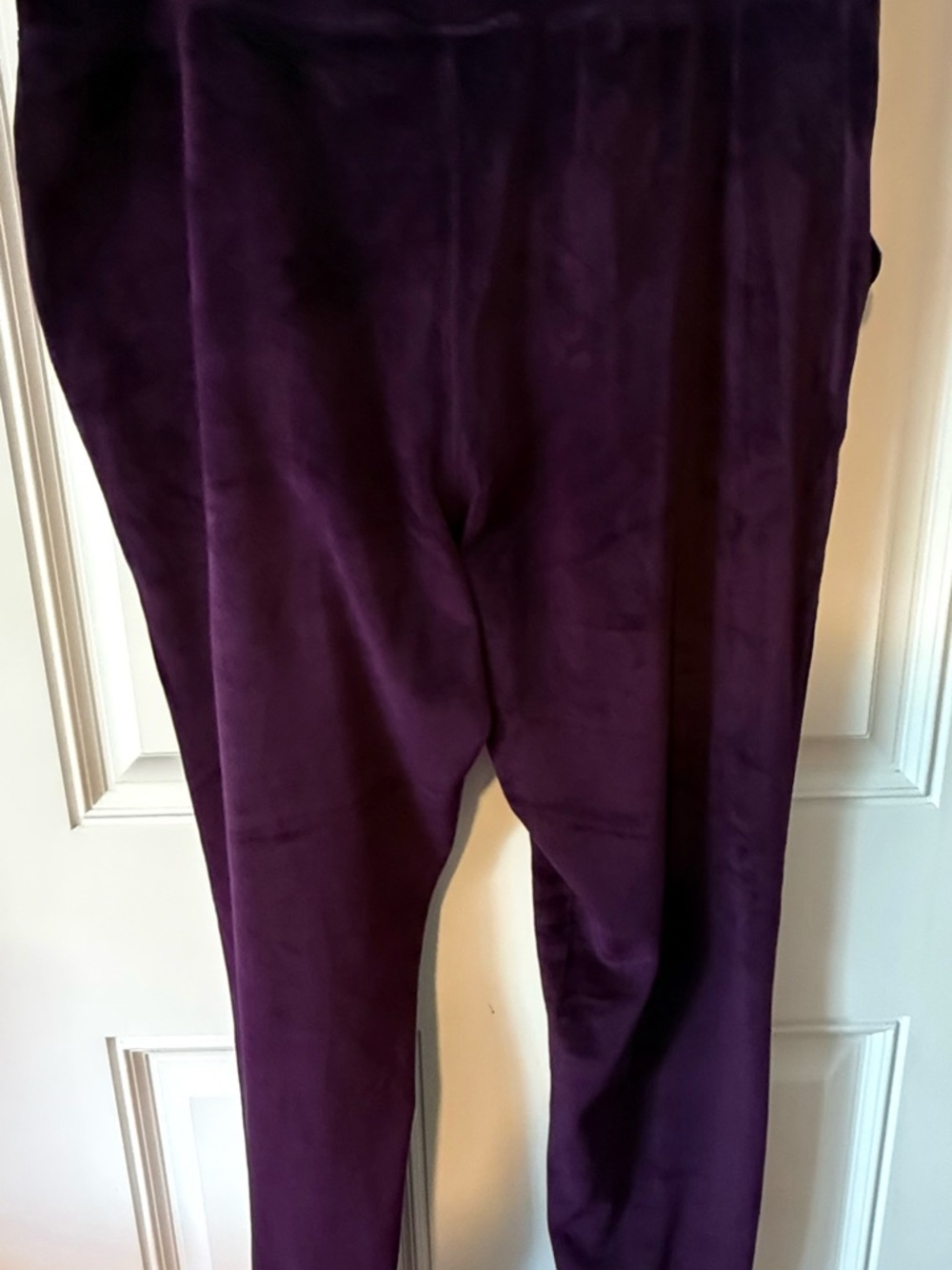 32 Degrees Women's Plush Lounge Set in Deep Plum - Picture 12 of 12